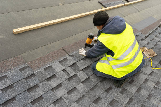 Roof Gutter Cleaning in San Antonio Heights, CA